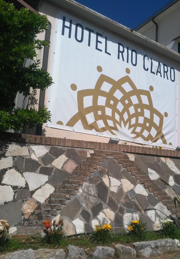 Hotel Rio Claro Fondi Esterno foto